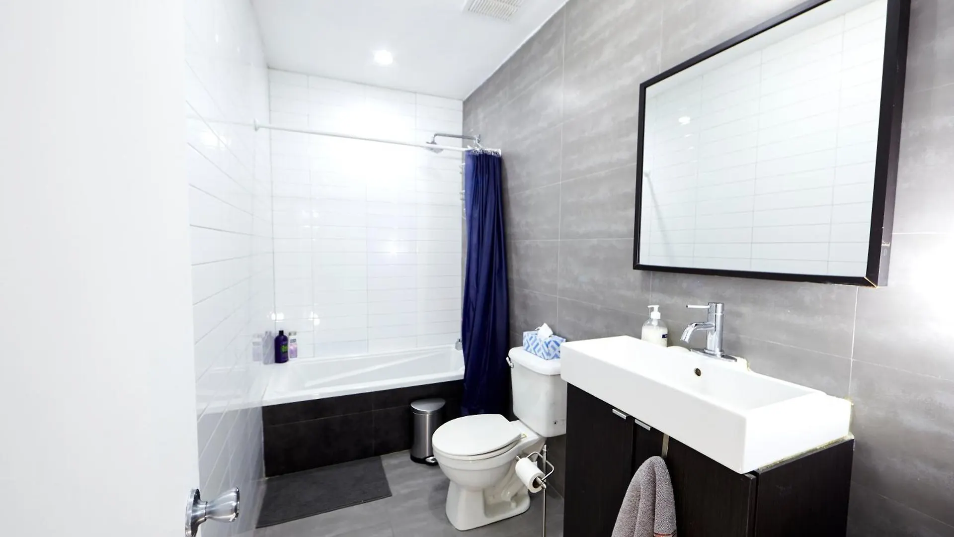 The Sunny Homestay New York United States